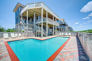 Pool - Dune it Right 529: Oceanfront w/private boardwalk, pool, hot tub (Avon)