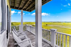 Property grounds - Beachside home with ocean view decks, WiFi, and washer/dryer (Holden Beach)