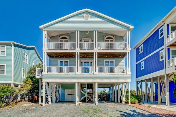 Exterior - Dog-friendly home with NEW FLOORING THROUGHOUT, decks, & private hot tub (Holden Beach)