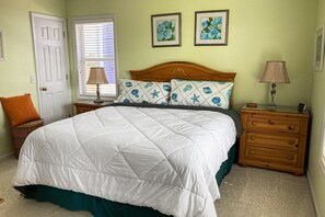 5 bedrooms, travel cot, free WiFi, bed sheets - Dog-friendly home with NEW FLOORING THROUGHOUT, decks, & private hot tub (Holden Beach)