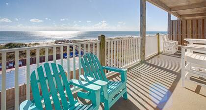 2nd-floor oceanfront condo with outdoor pool, hot tub, private waterfront balcony