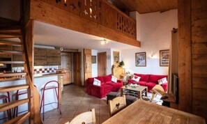 Living area - Holiday Home in Le Chantel With Mont Blanc View (Bourg-Saint-Maurice)