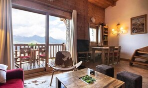 Living area - Holiday Home in Le Chantel With Mont Blanc View (Bourg-Saint-Maurice)
