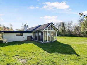 Exterior - 5 Star Holiday Home in Roslev (Roslev)
