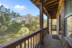 Property grounds - Perfect Retreat with Private Hot Tub, Panoramic Views, Full Kitchen pet-friendly (Buxton)