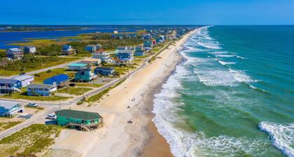Dog-friendly beachfront home with beach access, ocean views