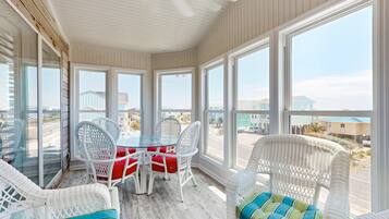 تناول الطعام