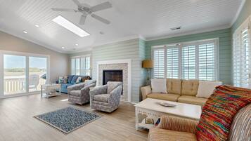 تلفزيون، مدفأة