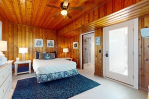 4 soverom, strykejern/-brett, wi-fi (inkludert) og sengetøy