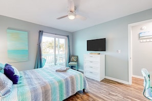 3 dormitorios, cuna de viaje, wifi gratis y ropa de cama