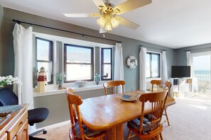 Dining - Oceanfront condo with furnished balcony, washer/dryer, & central AC (Carolina Beach)