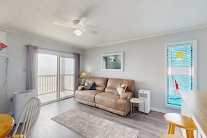Smart TV - Beachfront condo with ocean views, balcony, WiFi, & shared grills (North Topsail Beach)