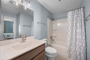 Shower, towels - Ocean view condo with a pool, hot tub, tennis, washer/dryer & central AC (North Topsail Beach)