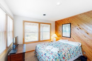 5 bedrooms, free WiFi, bed sheets