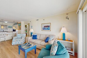 TV, DVD player - Beachfront Topsail Dunes condo - oceanfront pool - AC, WiFi, washer/dryer (North Topsail Beach)