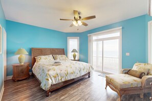 8 bedrooms, desk, iron/ironing board, free WiFi - Oceanfront, multi-level home with beach access, views, game room, & elevator (North Topsail Beach)