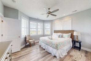 9 chambres, fer et planche à repasser, Wi-Fi gratuit, draps fournis