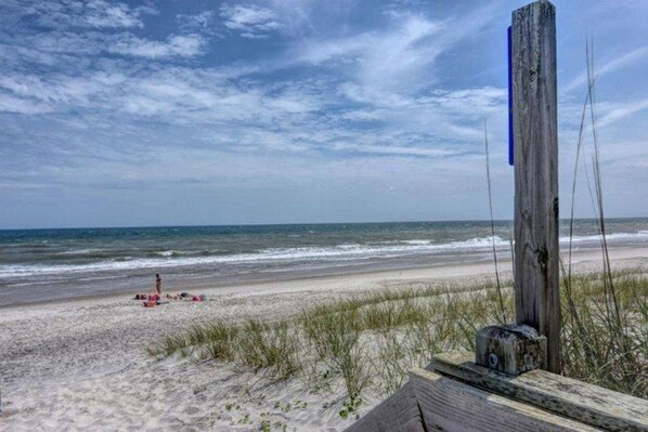 Beach - Ocean & beach-view home with large deck, private washer/dryer, AC, beach access (North Topsail Beach)