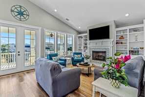 Smart-TV, peis og fotballspill