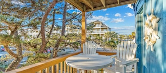 OIB Isle Retreat: Oceanview | Balcony | Pool