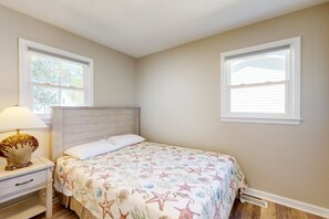 3 bedrooms, free WiFi, bed sheets