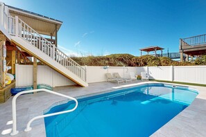 Pool - Oceanside Gem: Gorgeous oceanfront home with beach access, large deck, & pool (Ocean Isle Beach)