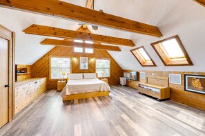 3 bedrooms, free WiFi, bed sheets