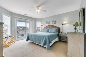 7 bedrooms, travel crib, free WiFi, bed sheets