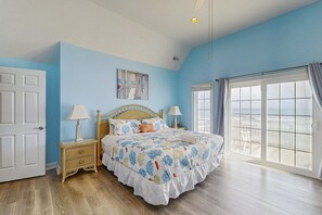 5 bedrooms, free WiFi, bed sheets