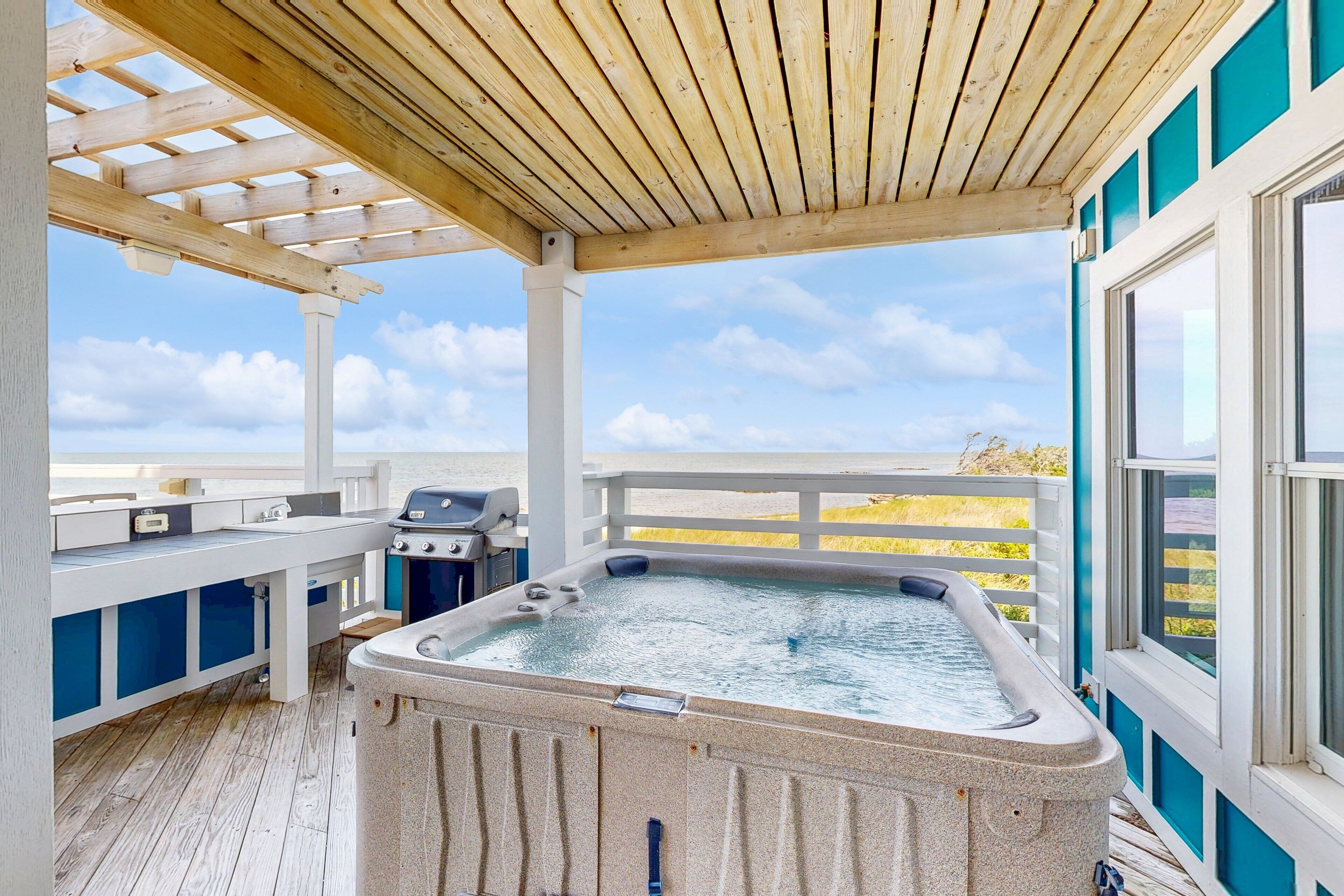 Tina de hidromasaje al aire libre