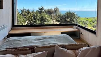 Apartemen Standar, pemandangan laut