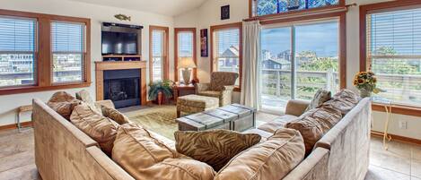 Televisión, reproductor de DVD, futbolito