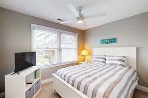 3 bedrooms, free WiFi, bed sheets