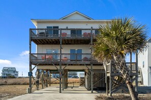 Unclassified image, 3 of 35, button