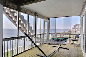 Interior - Waterfront Home w/ Private Hot Tub, Fireplace, AC, Washer/Dryer & Shared Pool (Avon)