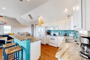 Fridge, microwave, oven, stovetop - Dog-friendly, ocean-view home with private pool, hot tub, & fast WiFi (Waves)