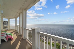 Property grounds - Waterfront home with boat dock, shared pool, & balcony with ocean view (Frisco)
