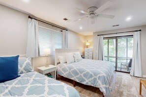 2 室のベッドルーム、アイロン / アイロン台、インターネット、ベッドシーツ