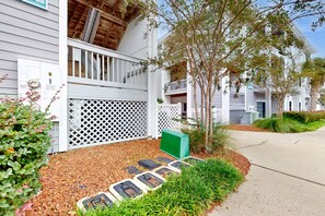 Exterior - Fairway-view condo with on-site golf (Sunset Beach)