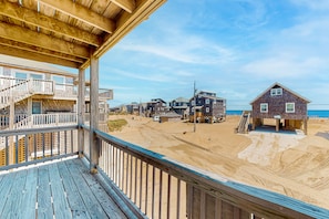 Property grounds - Oceanfront, Dog-Friendly House w/Free WiFi, Shared Pool, and Ocean Views (Buxton)