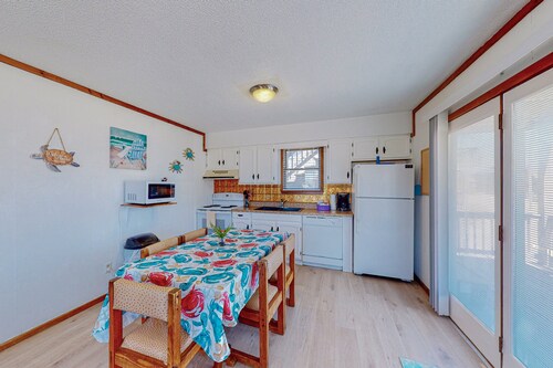Oceanfront, Dog-Friendly House w/Free WiFi, Shared Pool, and Ocean Views