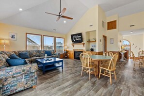 تلفزيون، مدفأة، ألعاب فيديو