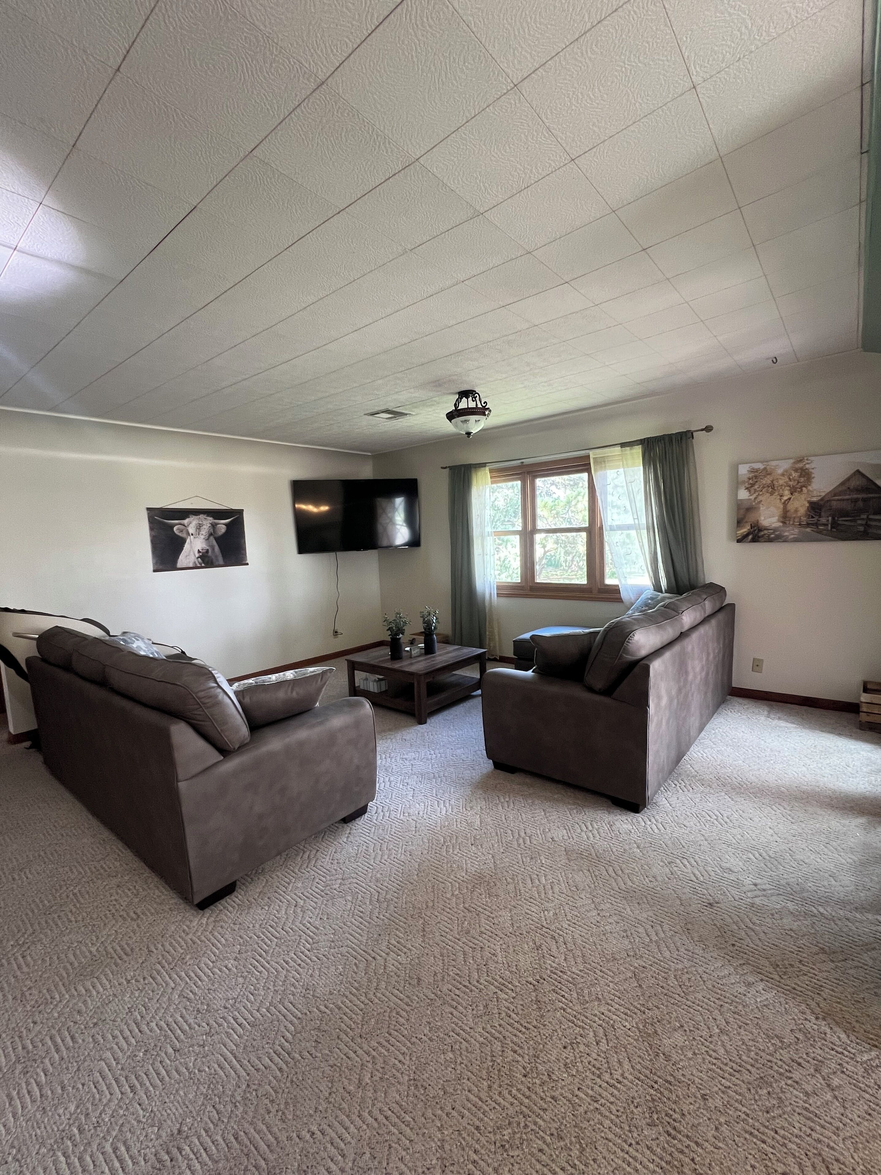 تلفزيون ذكي، تنس طاولة، كُتُب