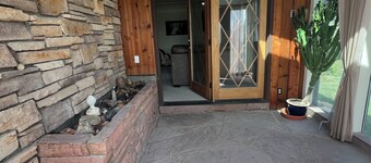 Charolais Chateau-Quiet country home close to town.