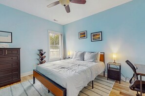 3 Schlafzimmer, Reisekinderbett, kostenloses WLAN, Bettwäsche