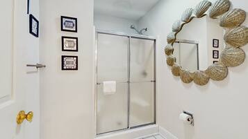 Shower, hair dryer, towels