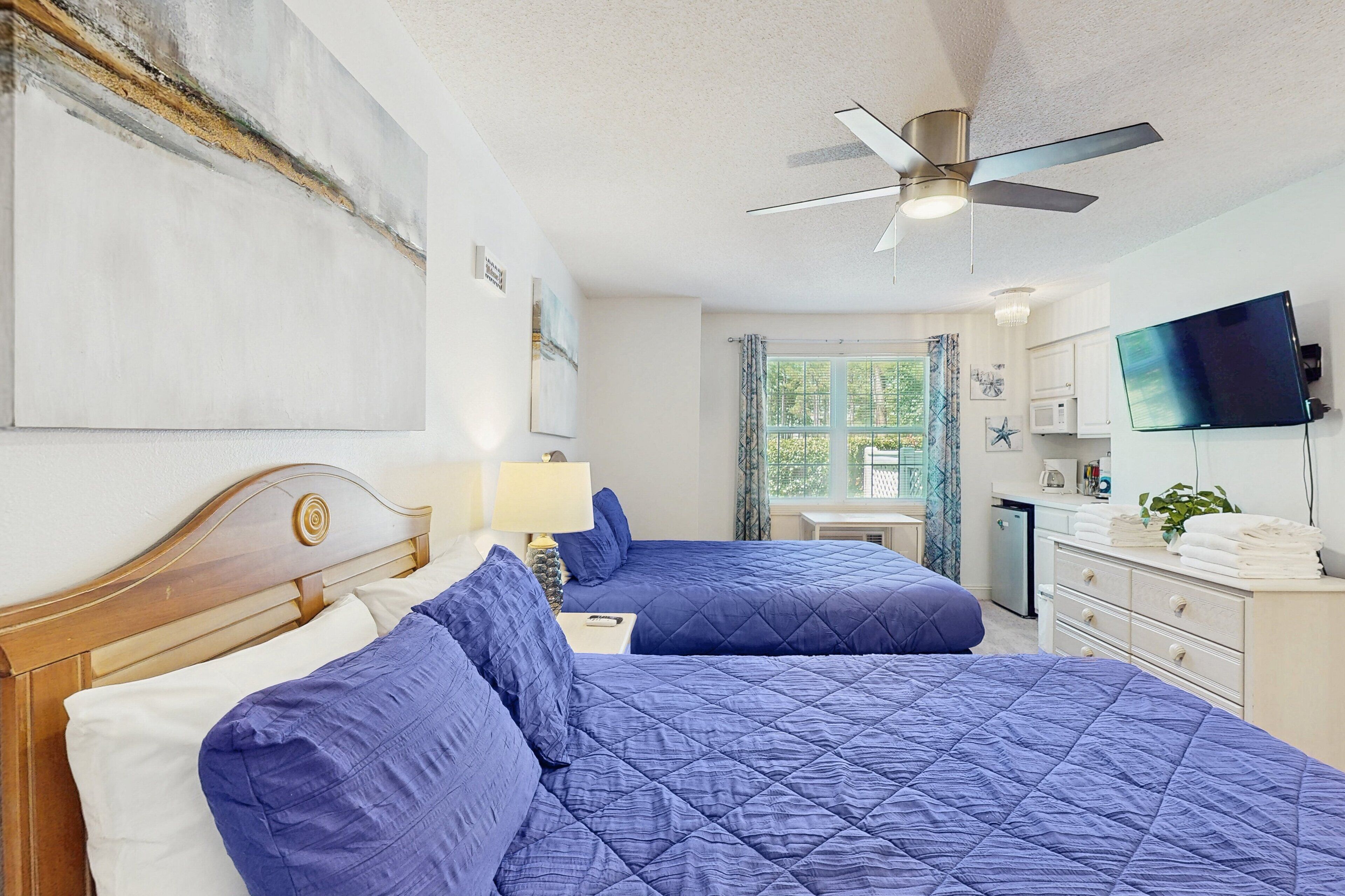 Internet, bed sheets