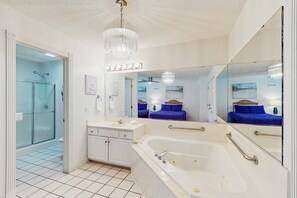 淋浴设施、吹风机、毛巾