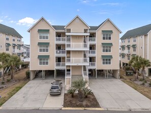 Imagen sin descripción, 3 de 56, botón