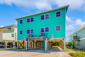 Exterior - Oceanfront w/ beach access, amazing views, hot tub, chef's kitchen, & smart TVs (Holden Beach)